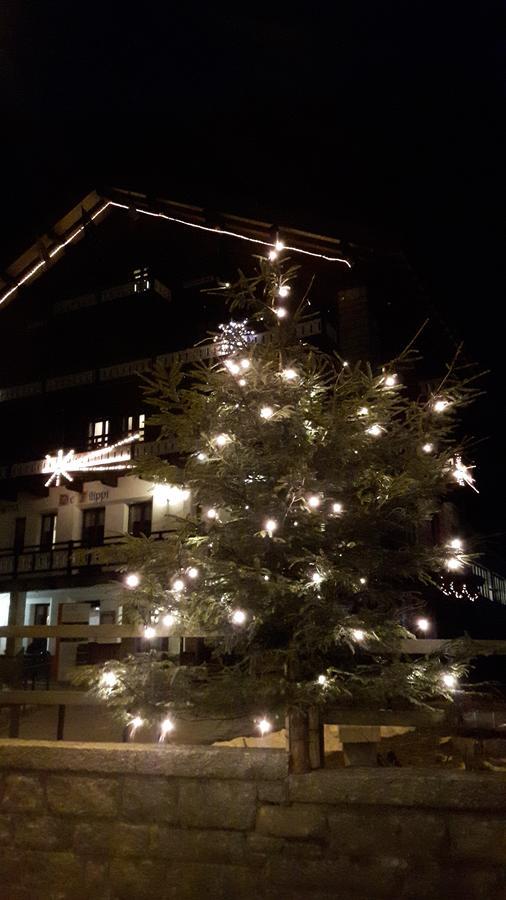 Casa Alpina De Filippi Hotel Macugnaga Exterior foto